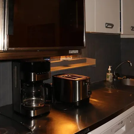 Apartamento Au Calme, Proche Pistes Et Centre, Pour 6 Personnes - Fr-1-322-83 *